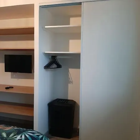 Maison 4 *