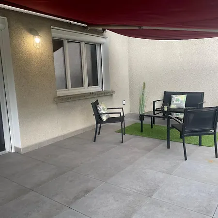 Maison 4 *