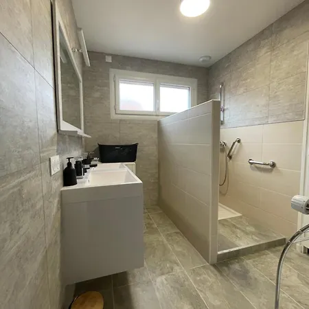 Apartment Maison 4 Albertville